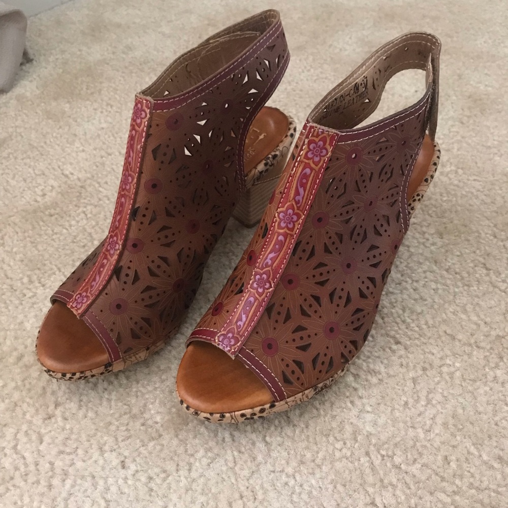 L’artiste spring step wedge